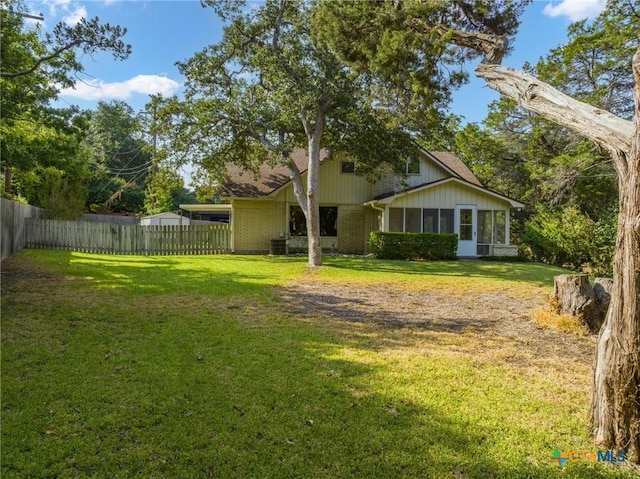 view of yard featuring fence