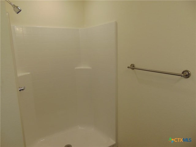 3101 Salt Fork Dr, Killeen, TX 76549 - full bathroom with a shower