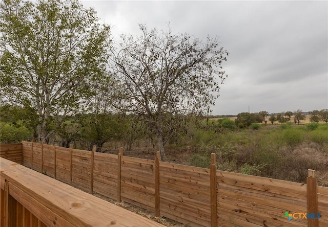 1123 Ainsworth St, Gonzales, TX 78629 - view of yard