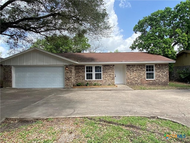 2812 Meadowlark St, Victoria, TX 77901 - photo 6