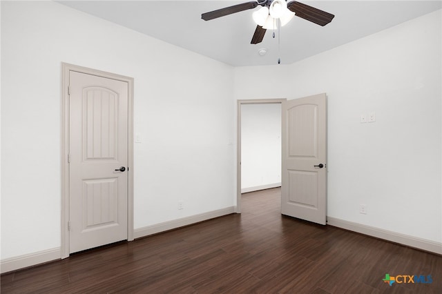 8235 Shining Elk, Garden Ridge, TX 78266 - empty room with dark wood-style floors, ceiling fan, and a smoke detector