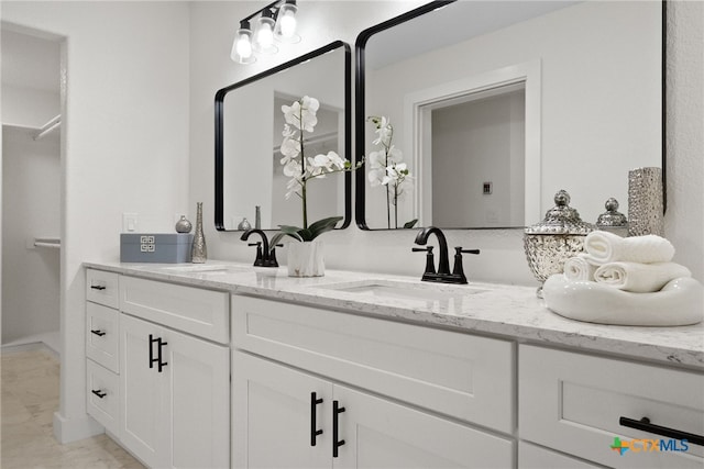 456 Magazine Ave, New Braunfels, TX 78130 - full bath featuring double vanity and marble finish flooring