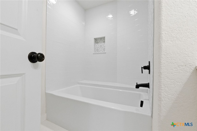 456 Magazine Ave, New Braunfels, TX 78130 - bathroom with a textured wall