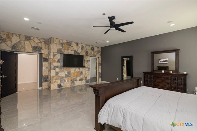 bedroom featuring ceiling fan