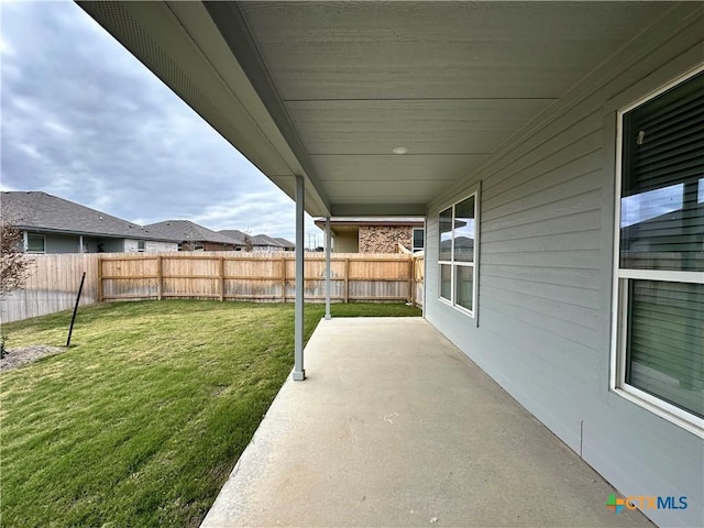 view of yard with a patio area