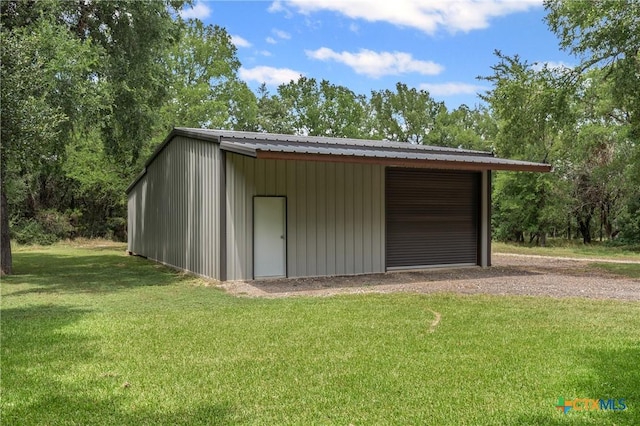 574 Rose Ln, Salado, TX 76571 - view of outbuilding with driveway