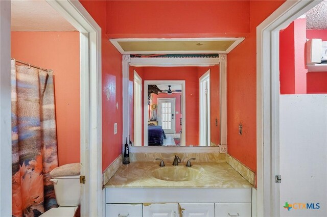 4842 W Fm 2147, Horseshoe Bay, TX 78657 - bathroom with vanity and ceiling fan