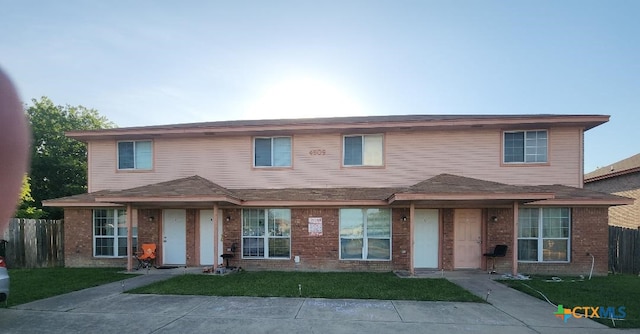 4509 Mattie Dr Unit A-D, Killeen, TX 76549 - view of traditional-style home
