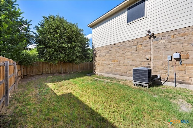703 Curtis Dr, Killeen, TX 76542 - view of fenced backyard