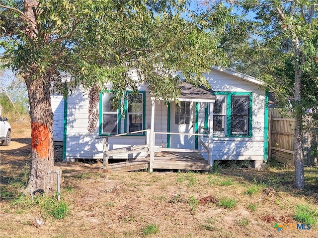 view of front of home featuring a deck