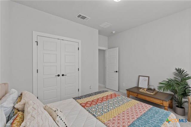 bedroom with a closet