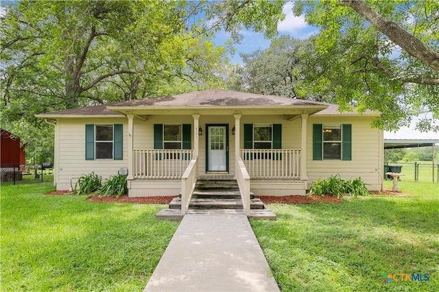 701 E Heaton St, Cuero, TX 77954