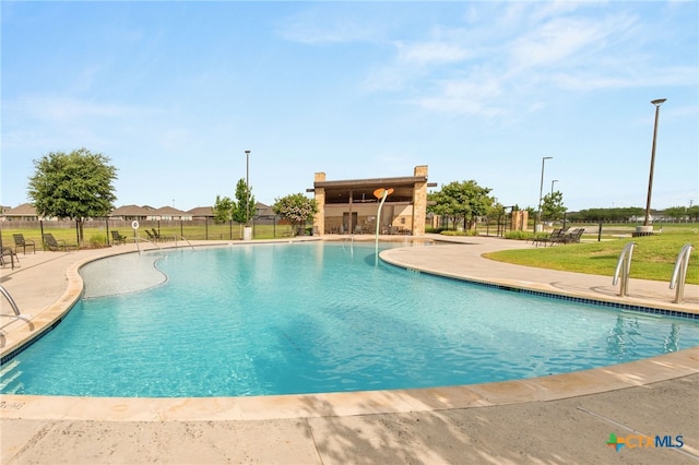 419 Agave Flats Dr, New Braunfels, TX 78130 - community pool with a patio