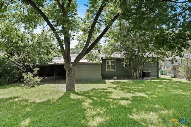 1404 N Beal St, Belton, TX 76513 - view of yard