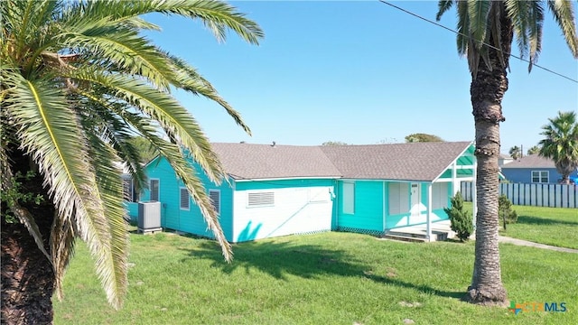 312 W Jefferson Ave, Port Oconnor, TX 77982 - photo 8