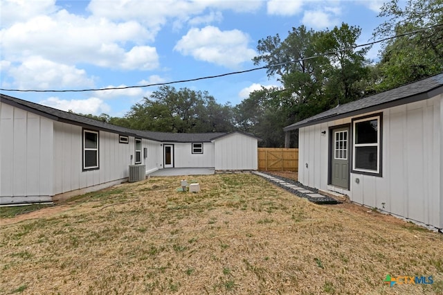 760 Lookout Dr, Canyon Lake, TX 78133 - view of yard featuring a patio area