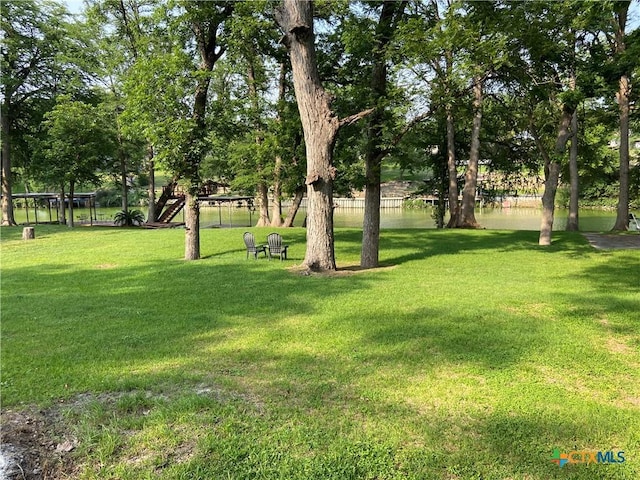 326 Riverview Rd, Mcqueeney, TX 78123 - view of grassy yard