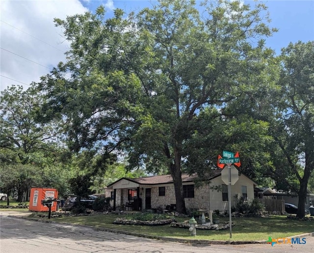 510 Parkview Blvd, New Braunfels, TX 78130 - photo 2