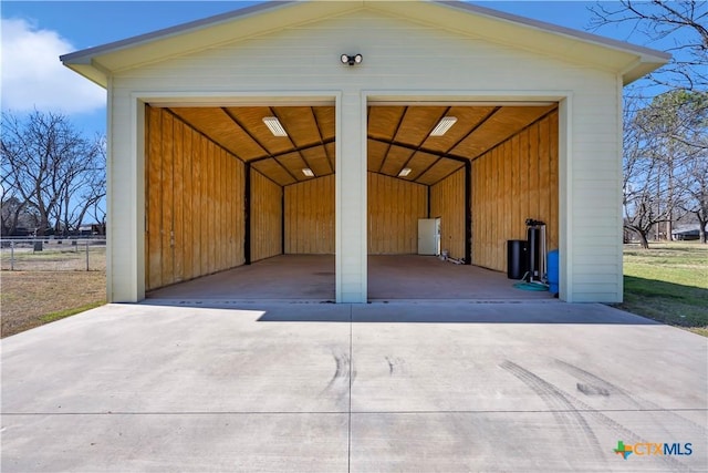 exterior space featuring an outbuilding