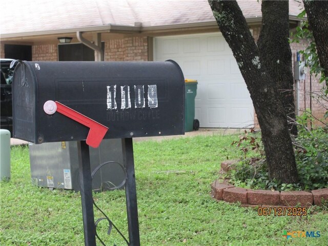 1109 E E Avenue M, Belton, TX 76513 - exterior view of a downspout