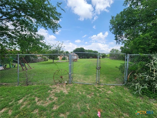 601 N Rhomberg St, Burnet, TX 78611 - photo 40