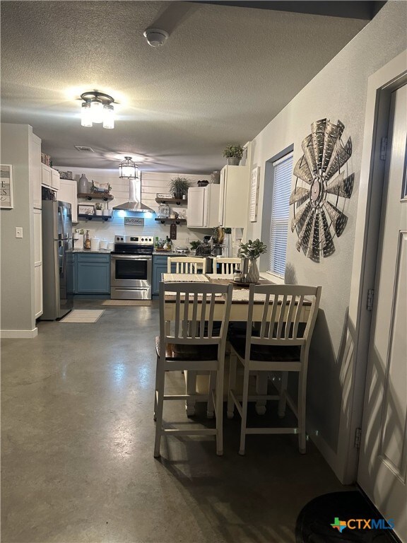 709 W Pierson St, Hamilton, TX 76531 - photo 10
