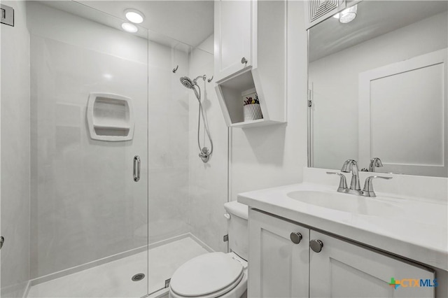 2 Cliffhouse Dr Unit 113, Belton, TX 76513 - full bathroom featuring a stall shower, toilet, and vanity