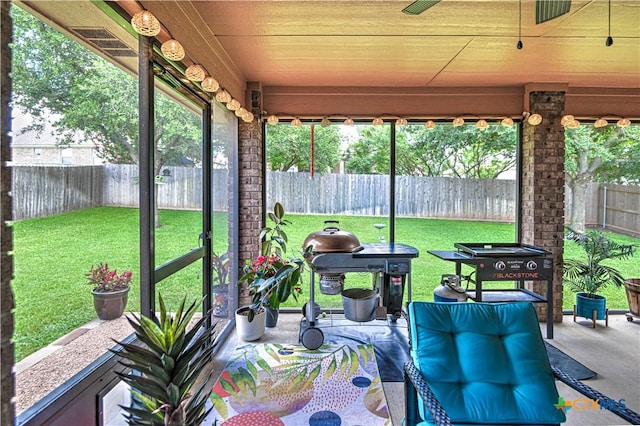 1521 Shadow Canyon Dr, Temple, TX 76502 - sunroom / solarium featuring ceiling fan