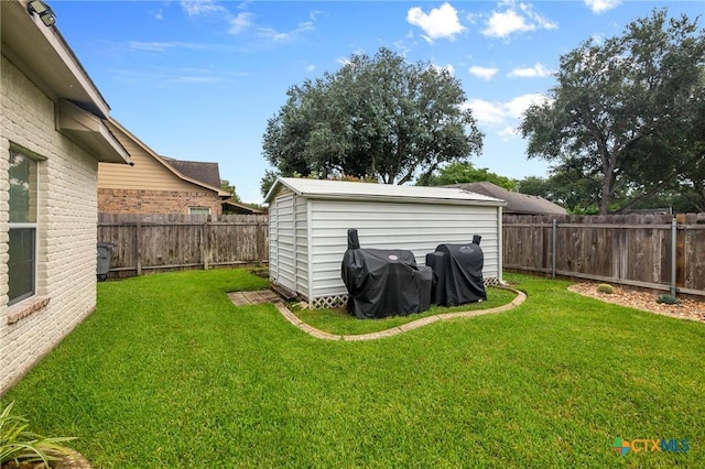204 Crosswind Dr, Victoria, TX 77904 - fenced backyard with a shed