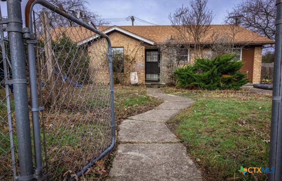 1300 Coronado Rd, Harker Heights, TX 76548 - photo 1