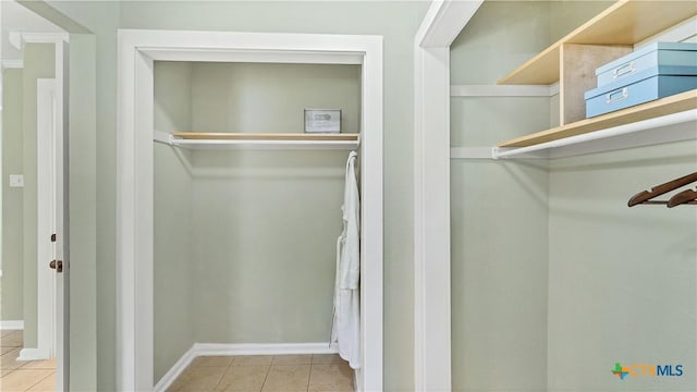 1261 W Mill St, New Braunfels, TX 78130 - view of closet