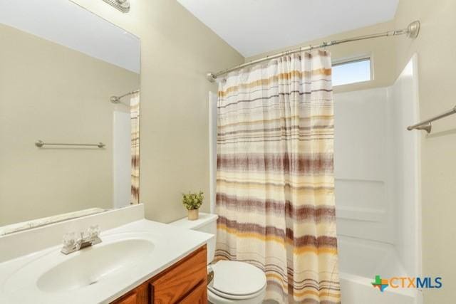 250 Val Verde Dr, New Braunfels, TX 78130 - full bathroom featuring vanity and shower / bath combination with curtain