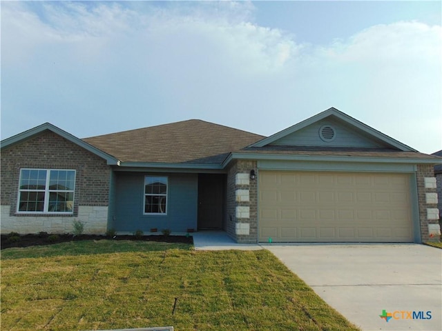 3204 Salt Fork Dr, Killeen, TX 76549 - ranch-style house featuring driveway, a front yard, and brick siding