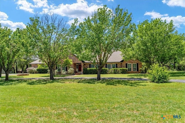 13650 Blackberry Rd, Salado, TX 76571 - single story home featuring a front yard