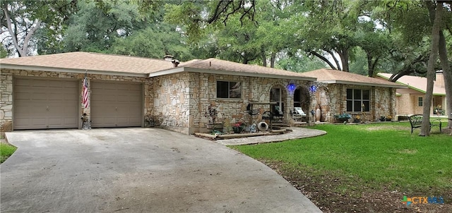 130 Twin Oak Rd, Seguin, TX 78155 - single story home featuring driveway, a front yard, a garage, and stone siding