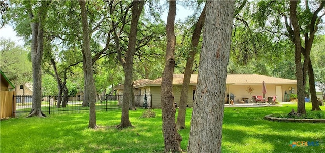 130 Twin Oak Rd, Seguin, TX 78155 - view of yard with a patio area