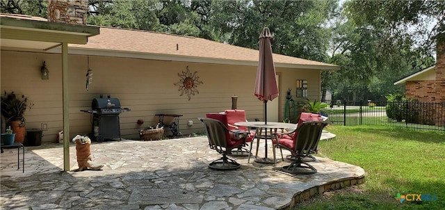 130 Twin Oak Rd, Seguin, TX 78155 - view of patio / terrace with area for grilling and outdoor dining space