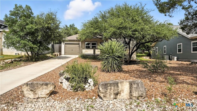 844 Canyon Trce, Canyon Lake, TX 78133 - photo 2