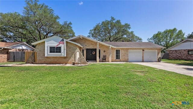 1703 Redwood St, Seguin, TX 78155 - photo 35