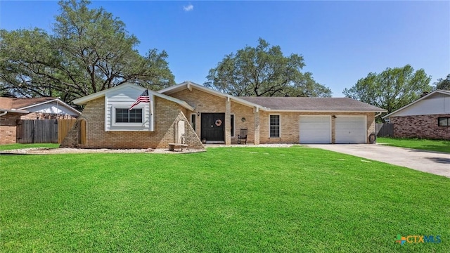 1703 Redwood St, Seguin, TX 78155 - photo 1
