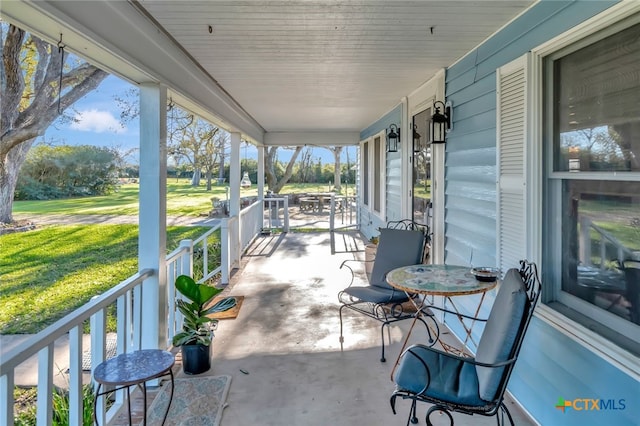 view of patio / terrace featuring covered porch