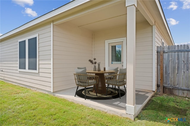 5806 Gulf Mdw, Converse, TX 78109 - exterior space featuring outdoor dining area