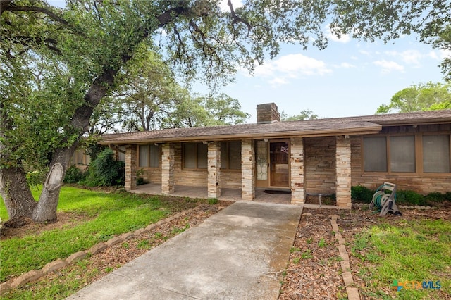 208 Davis Ave, Goliad, TX 77963 - photo 2