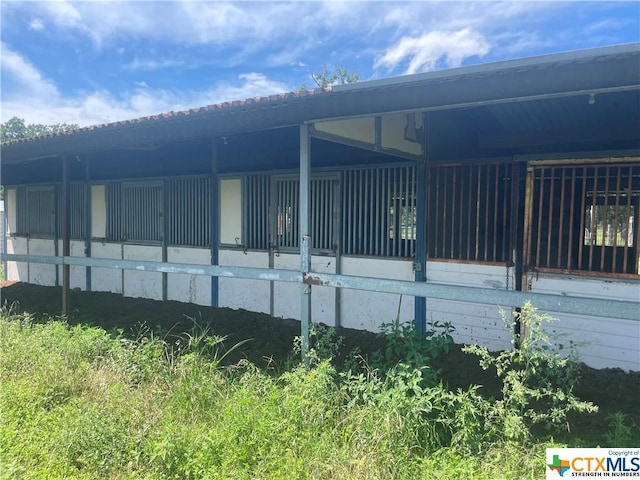 1130 Blacksmith Ln, Weimar, TX 78962