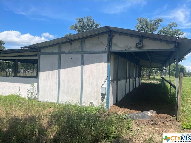 1130 Blacksmith Ln, Weimar, TX 78962