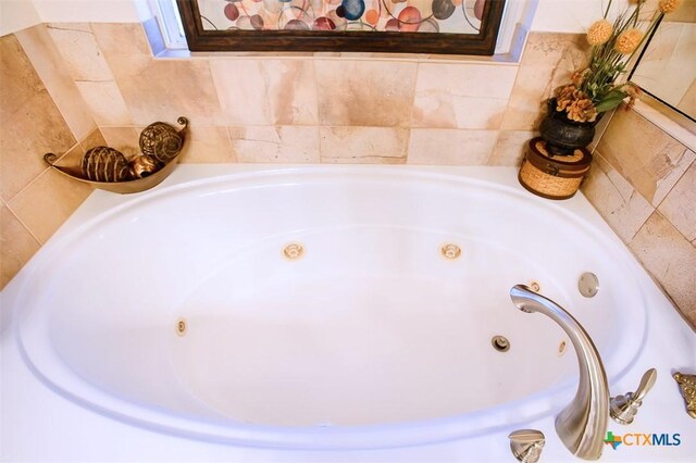 room details with a whirlpool tub