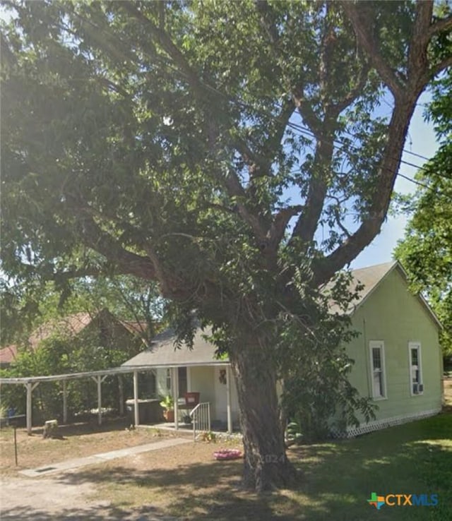 312 W Courthouse St, Cuero, TX 77954 - photo 2