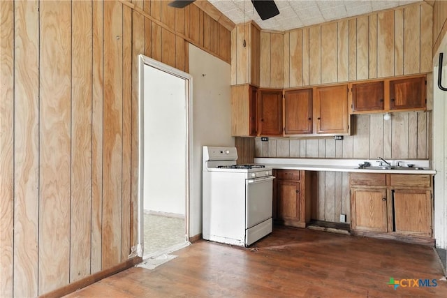 312 W Courthouse St, Cuero, TX 77954 - photo 8