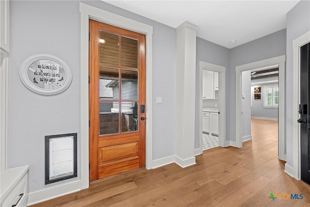 8300 Spicewood Springs Rd, China Spring, TX 76633 - hallway featuring light wood-style flooring and baseboards