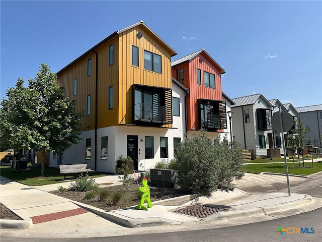 105 Lively Ln Unit B, San Marcos, TX 78666 - view of property featuring central AC